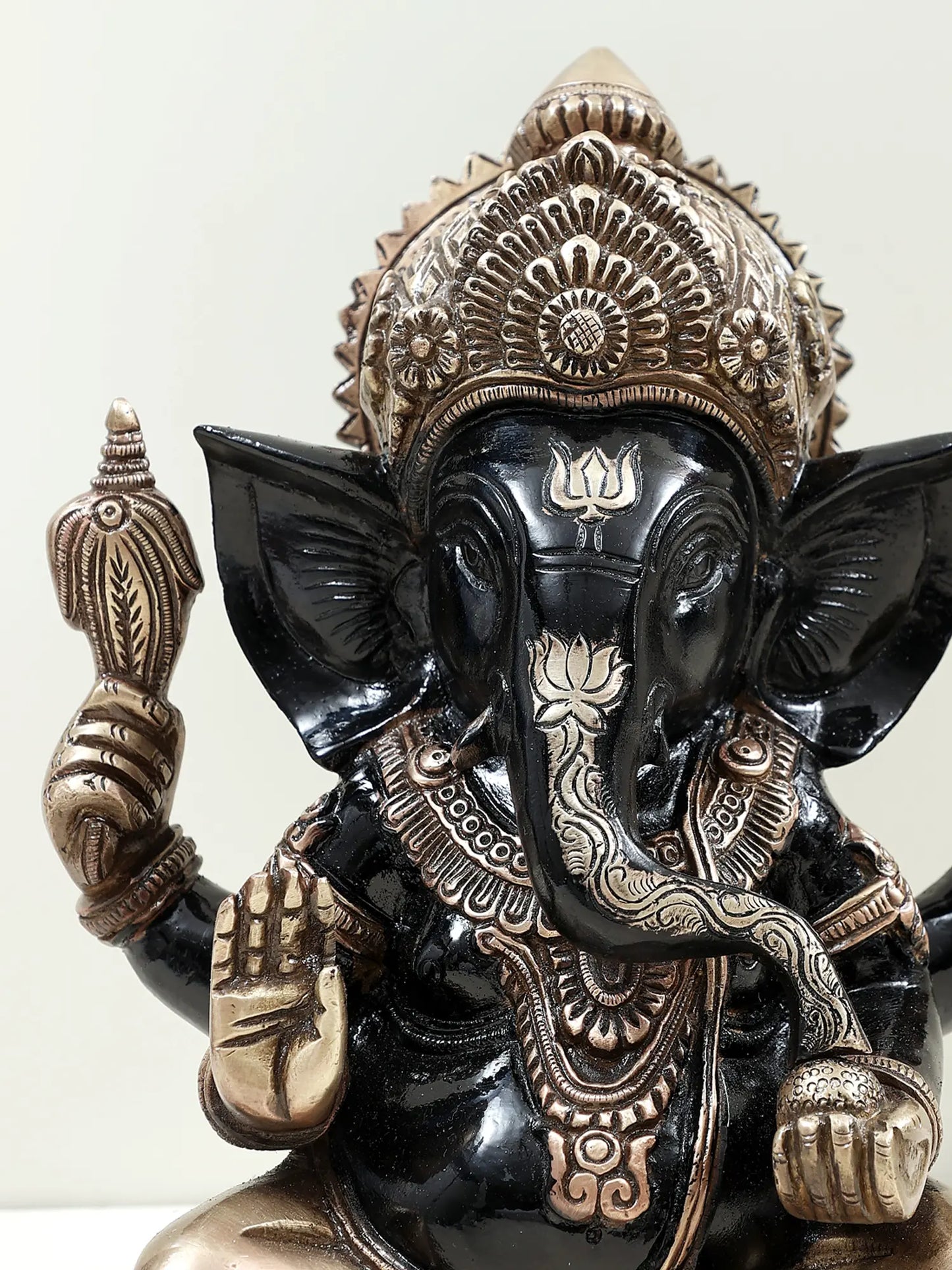 Brassaura™ Black & Antique Finish Lord Ganesha Idol | Height 9 Inches & Weight 3.94 kgs